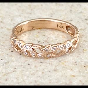 14k rose gold and diamond band size 6 1/2